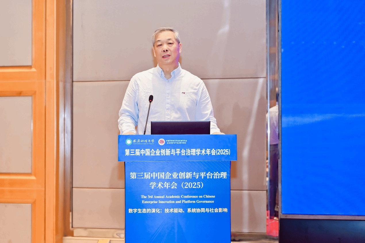 74B30ED41EAB00A5FB76B176C54_FF8CCD35_4D155